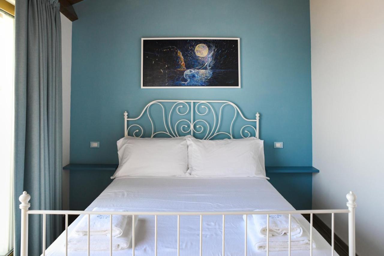 Signora Tita B&B Chianalea - Шилла Экстерьер фото