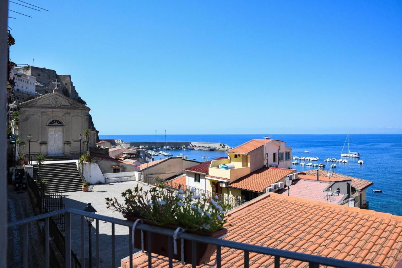 Signora Tita B&B Chianalea - Шилла Экстерьер фото